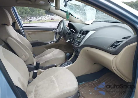 2013 Hyundai Accent Gls z USA, uszkodzony, nr VIN KMHCT4AE9DU347746